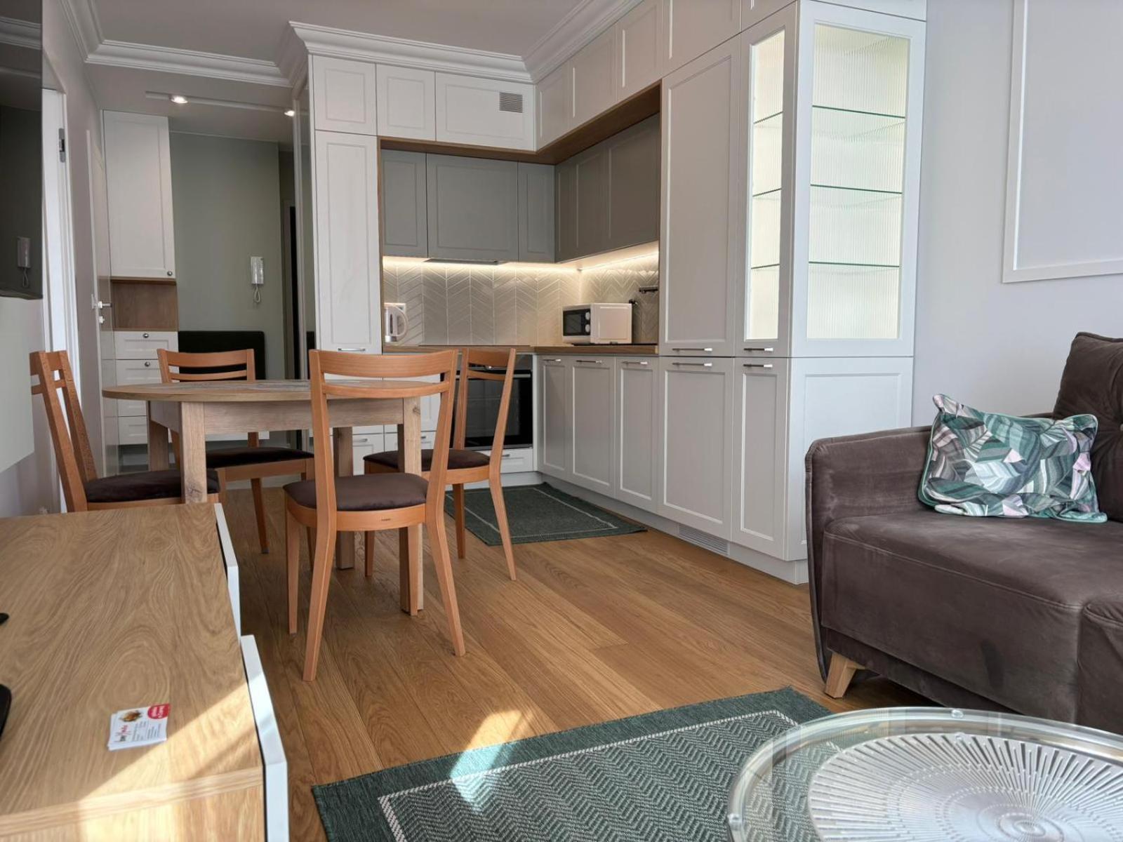 Apartamenty W Centrum Bialegostoku Z Parkingiem W Garazu Podziemnym Białystok Exterior foto